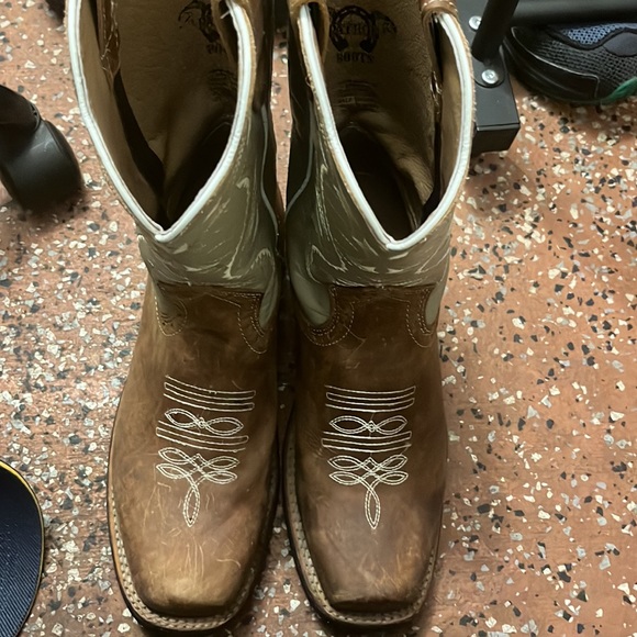 Cowboy boots, good condition - Picture 2 of 4